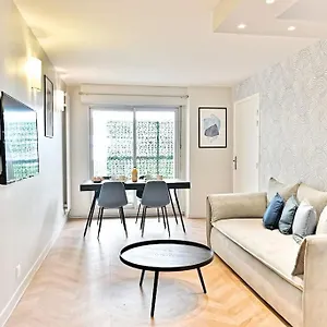 Spacieux Et Paisible 19eme Appartement Paris